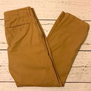 American Eagle men’s khaki pants